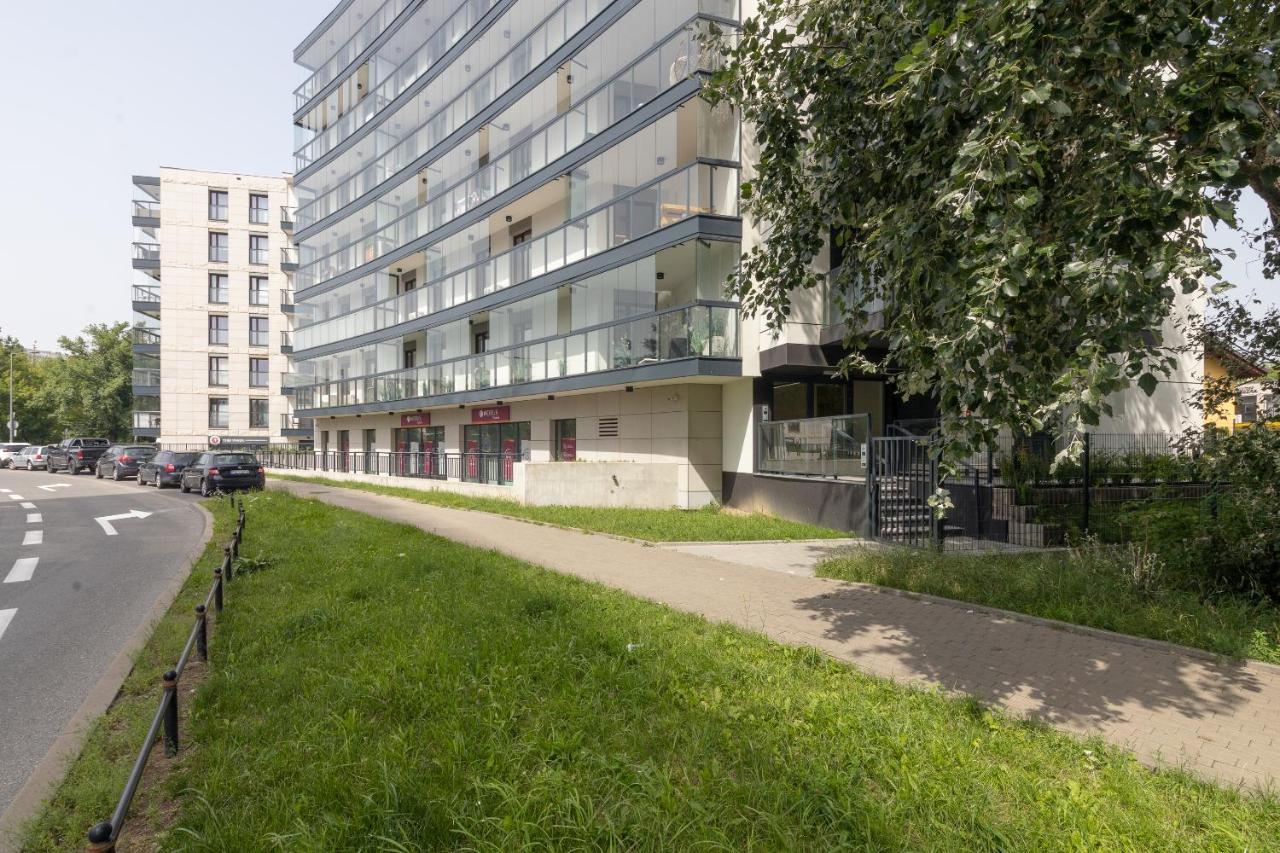 Metro Wilanowska Comfortable Apartament *